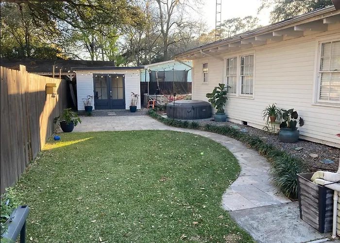 The Lafayette \'Tiny Home\' Apartment